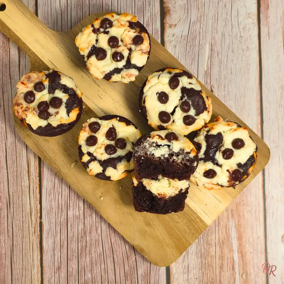 Cottage Cheese Brookies - Fudgy Brownie Cookie Muffins