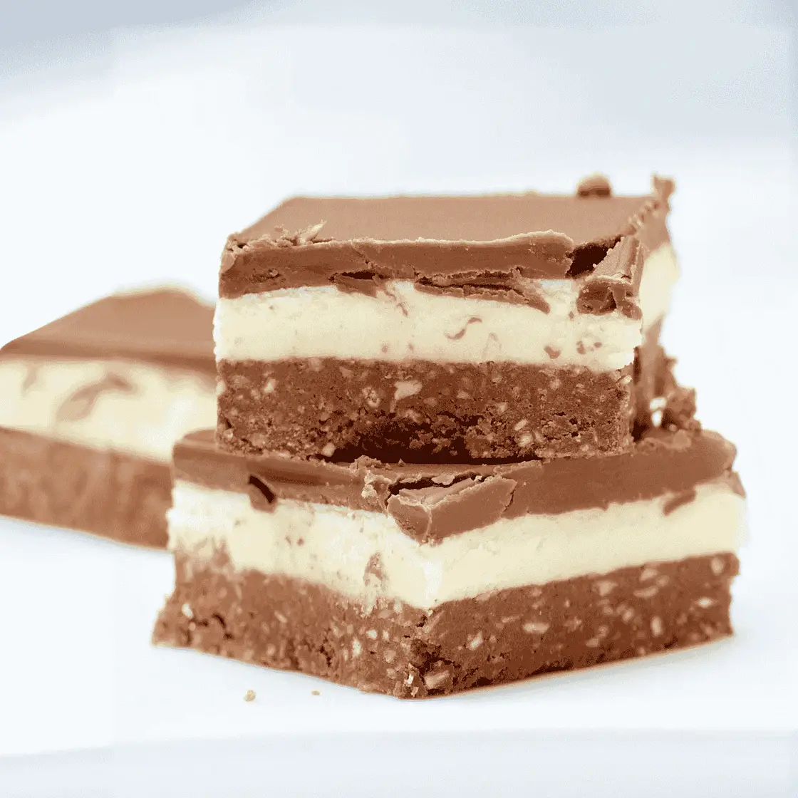 Nanaimo Bars (No-Bake Layered Dessert)