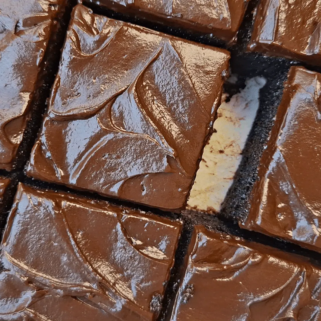 Gooey Chocolate Fudge Cake