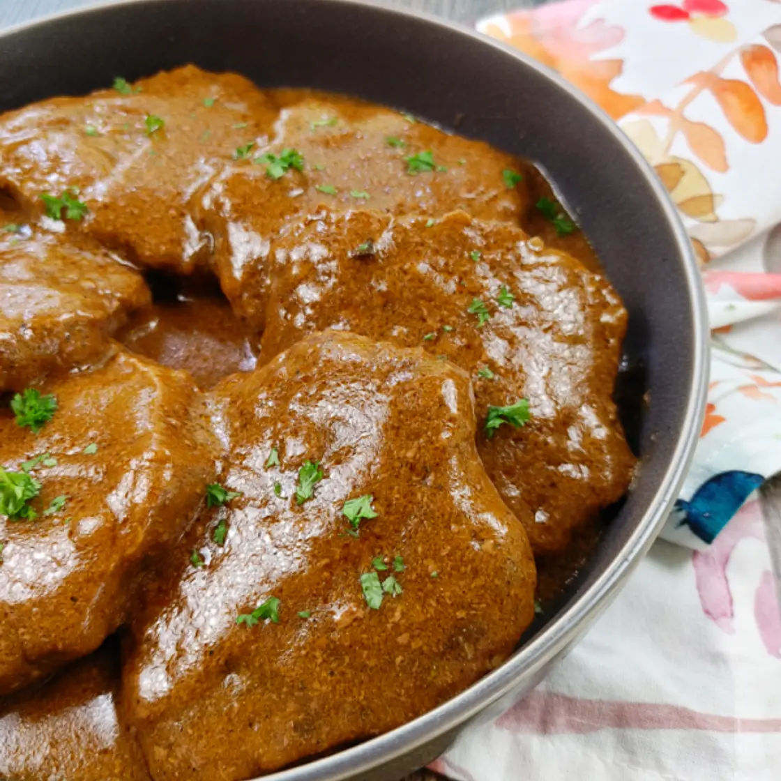 Shortcut Crock Pot Hamburger Steaks & Gravy