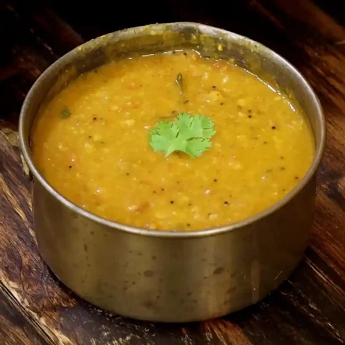 Arachuvitta Sambar