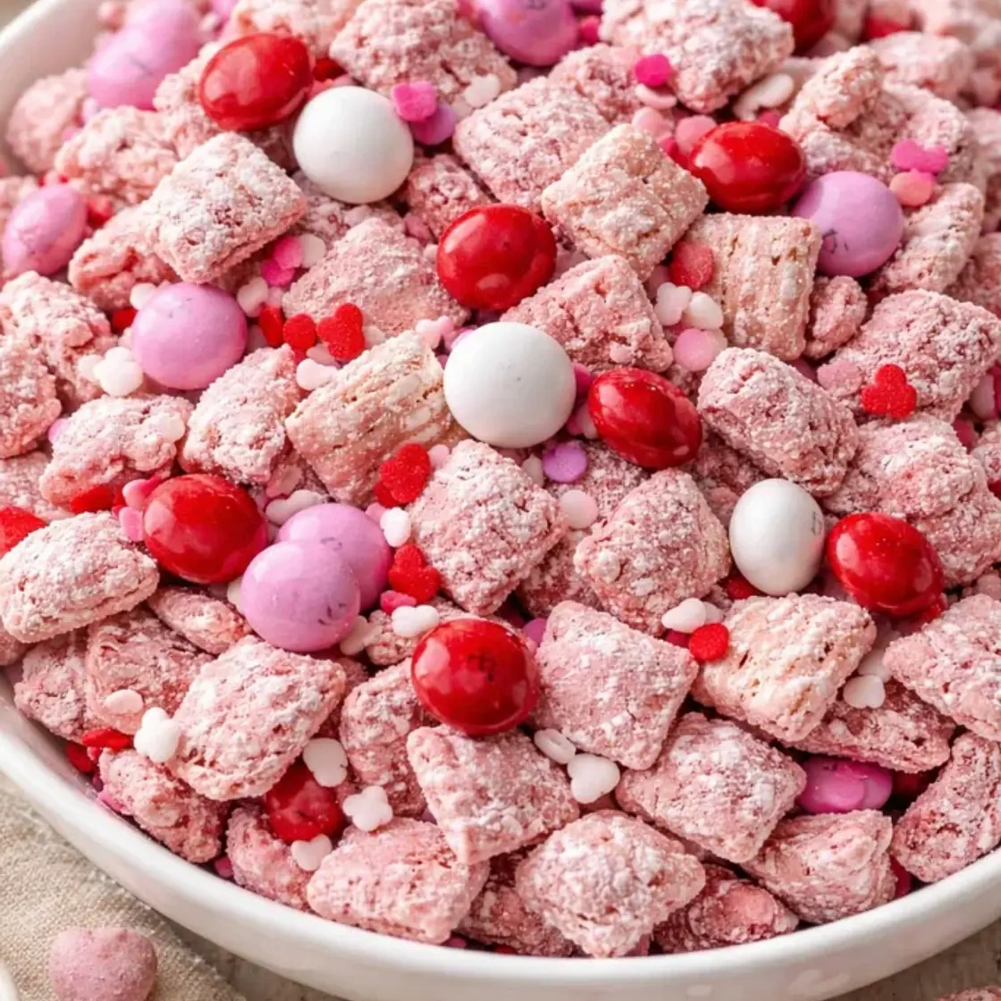 Valentine’s Day Muddy Buddies