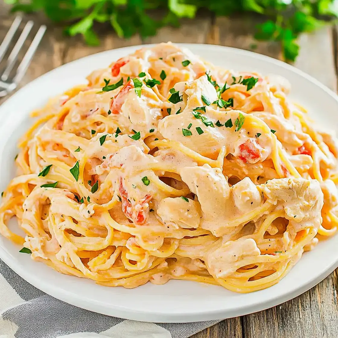 Chicken Spaghetti Easy Recipe for Busy Weeknights