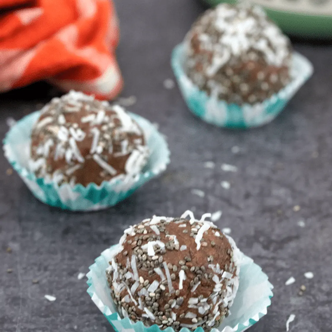Chocolate Protein Balls With Chia Seeds (dairy and gluten-free)