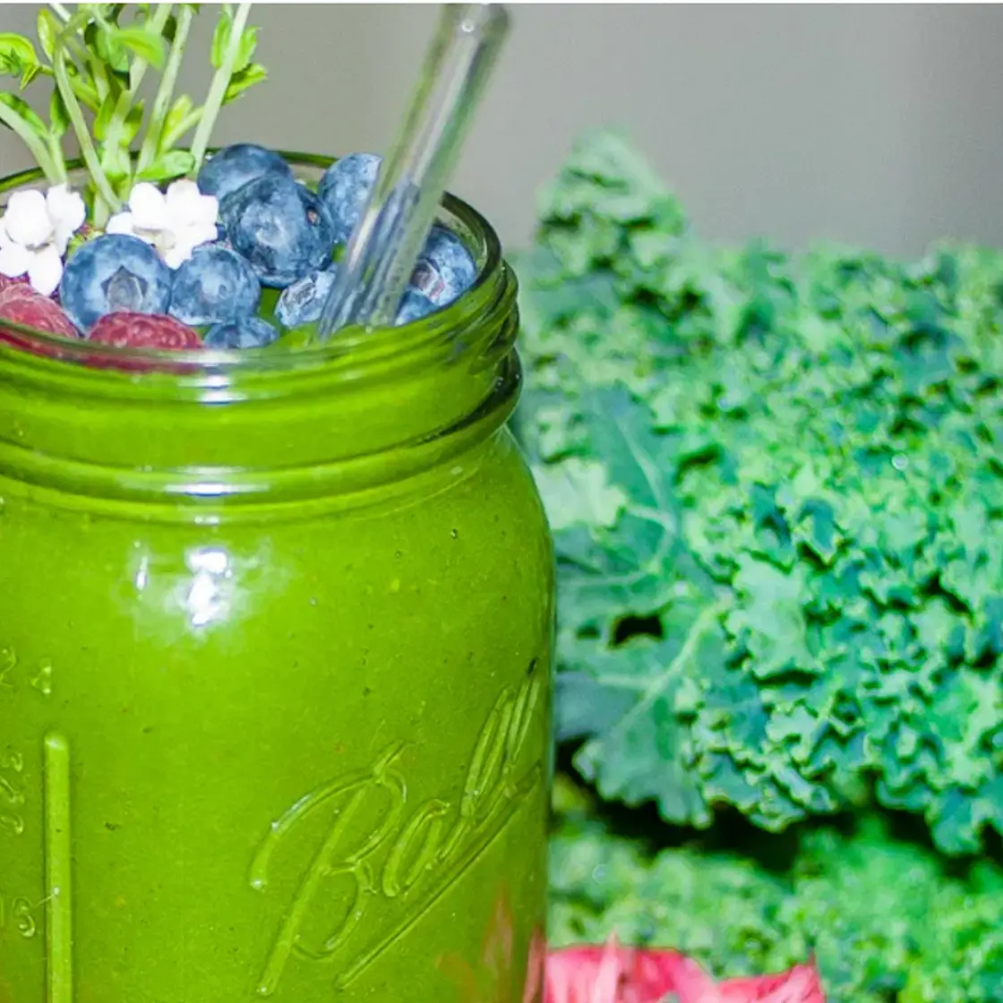 Tropi-Kale Smoothie