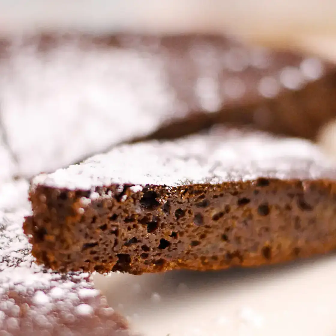 Gâteau chocolat sans beurre (avec miel et courgettes) !