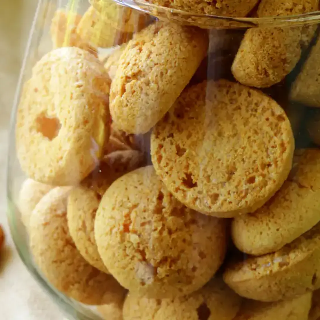 petits macarons à l'amande