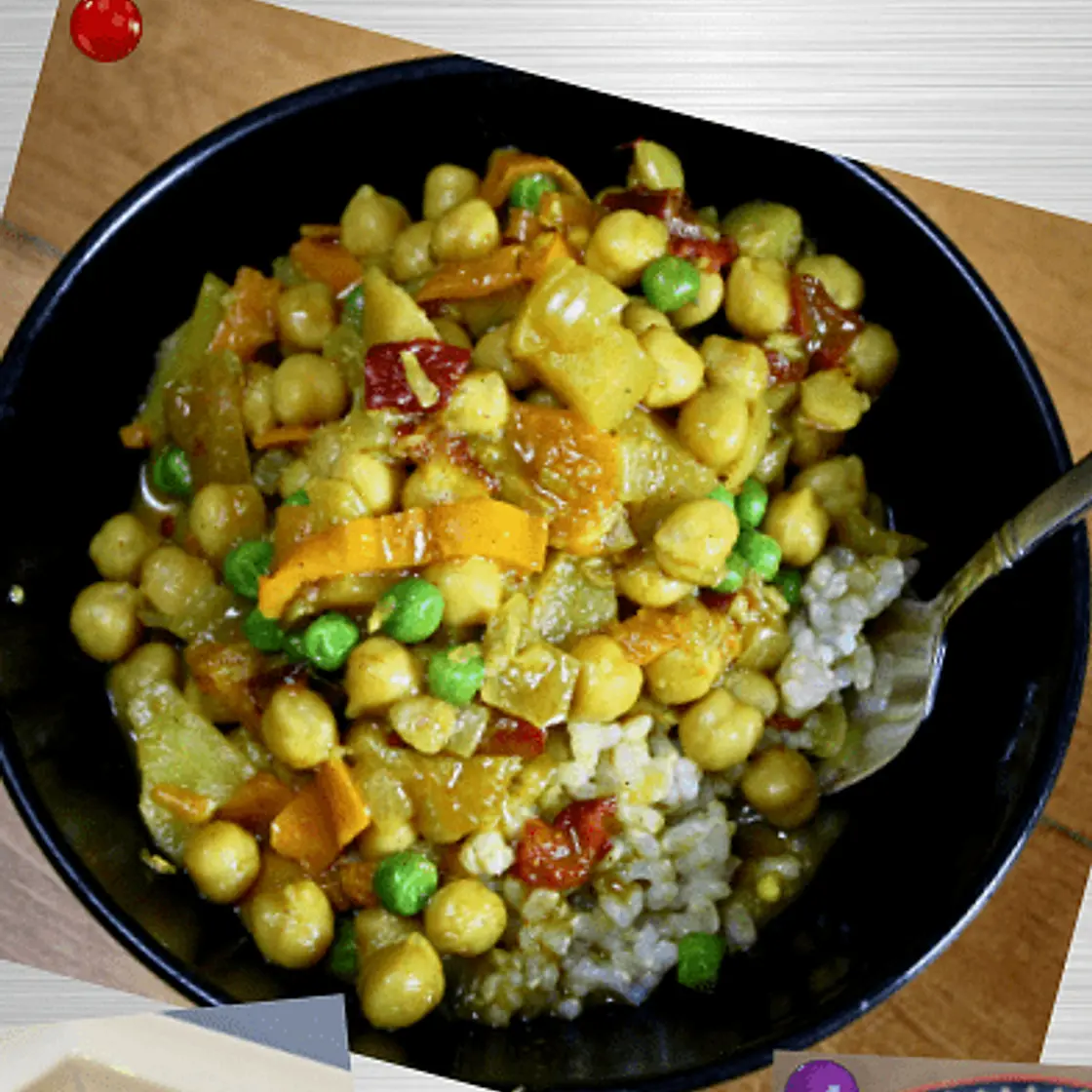 APPLE KISSED CURRY