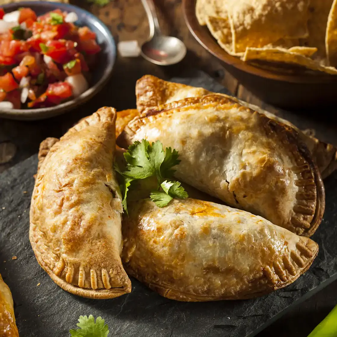 Empanadas ratatouille pesto
