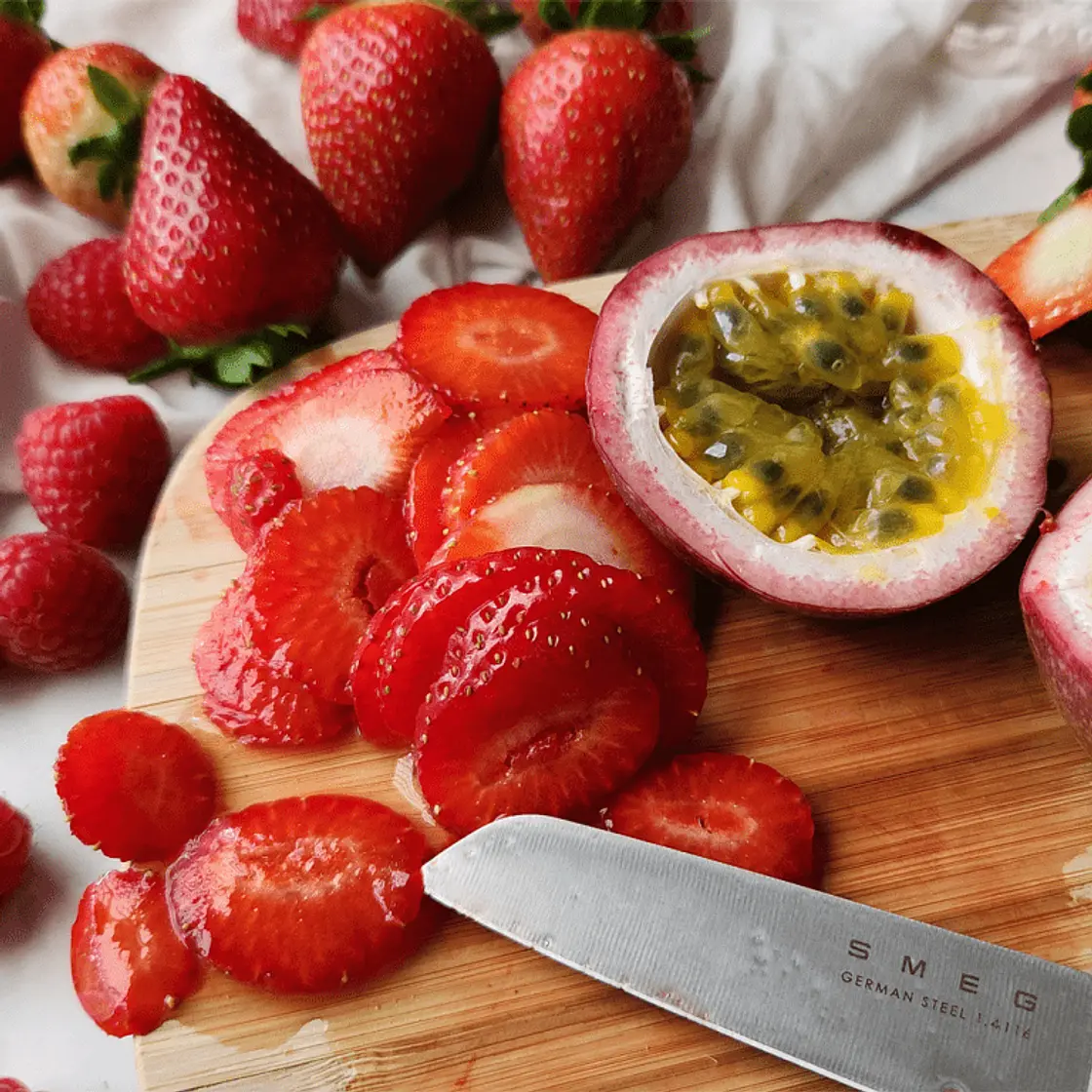How to make Pom Pom Pavlovas - Bluey Official Website