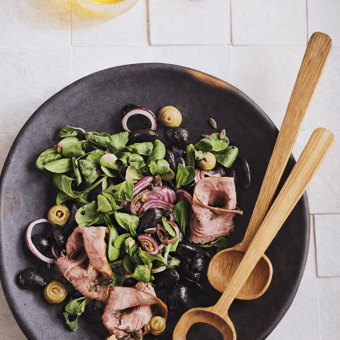 Steirischer Käferbohnensalat mit Roastbeef  (Feldsalat • Käferbohnen • Roastbeef)