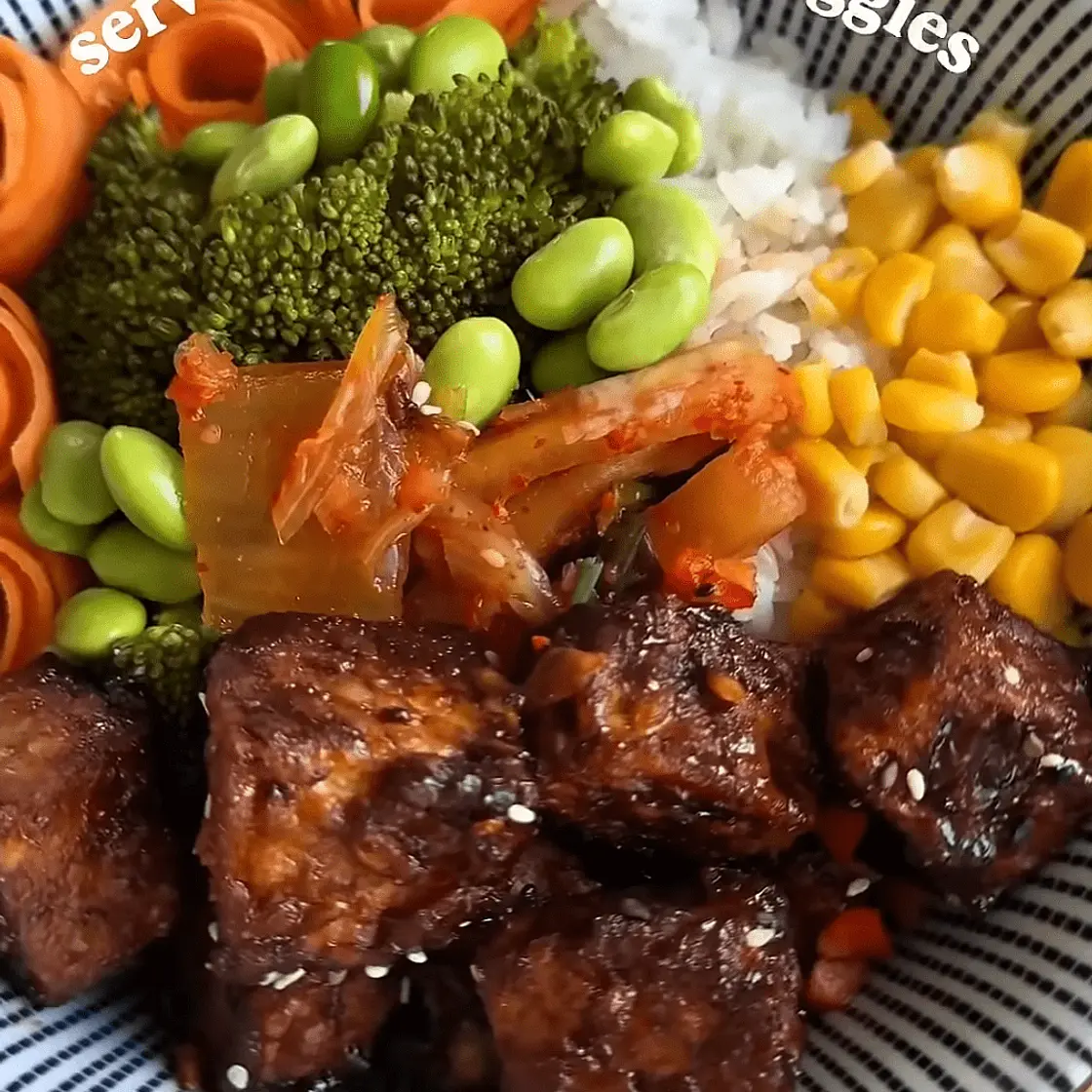 Crispy sweet-glazed tofu