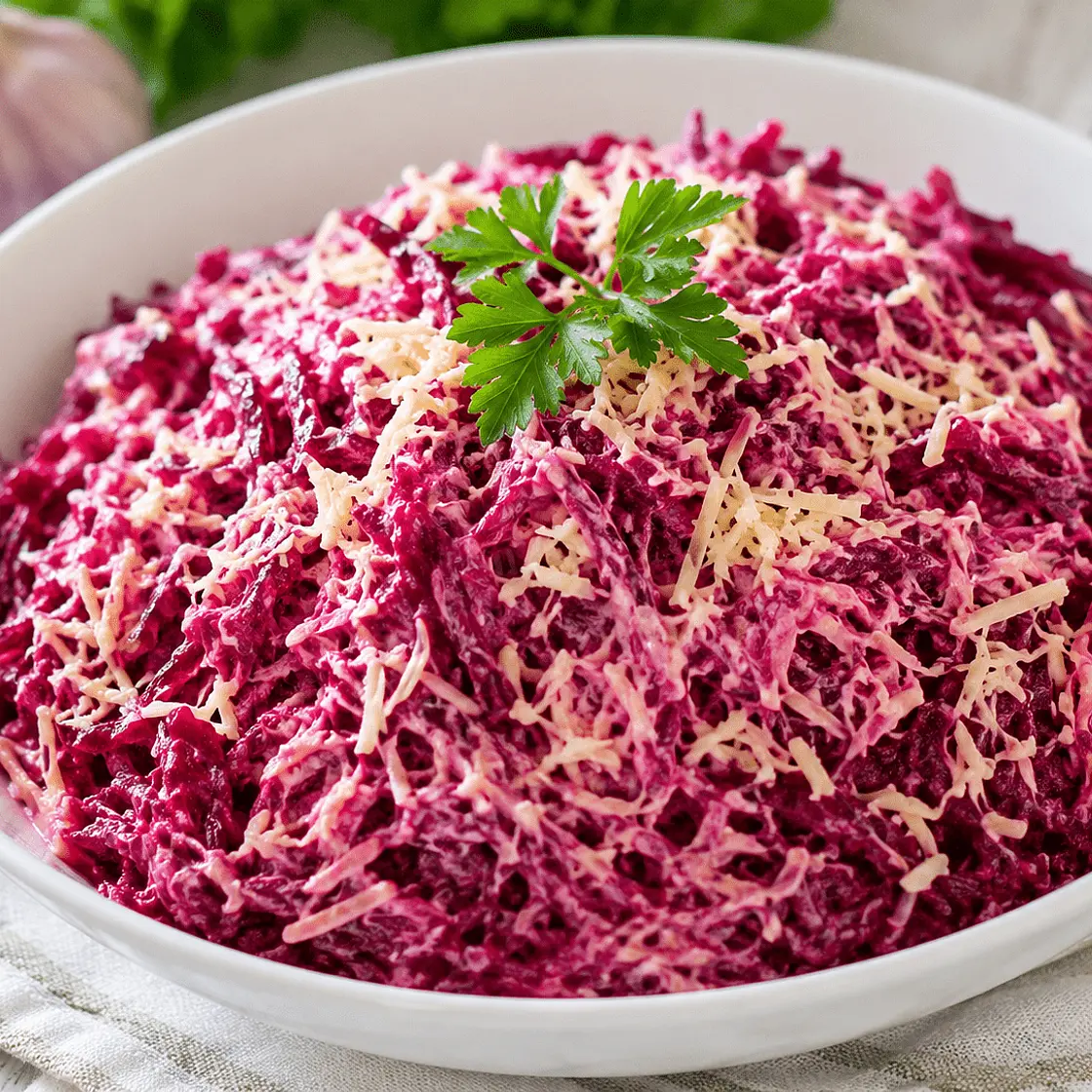Rote-Bete-Salat mit Käse