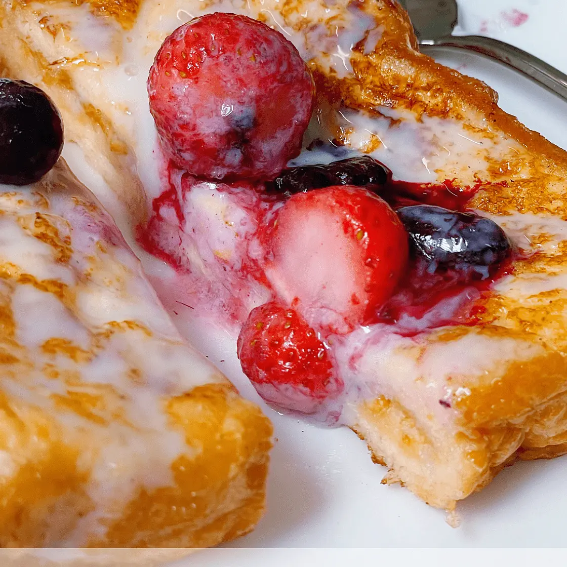 Best Sweet & Salty Peanut Butter French Toast (Hong Kong Style)