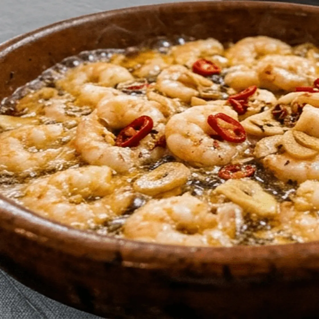LANGOSTINOS AL PIL PIL