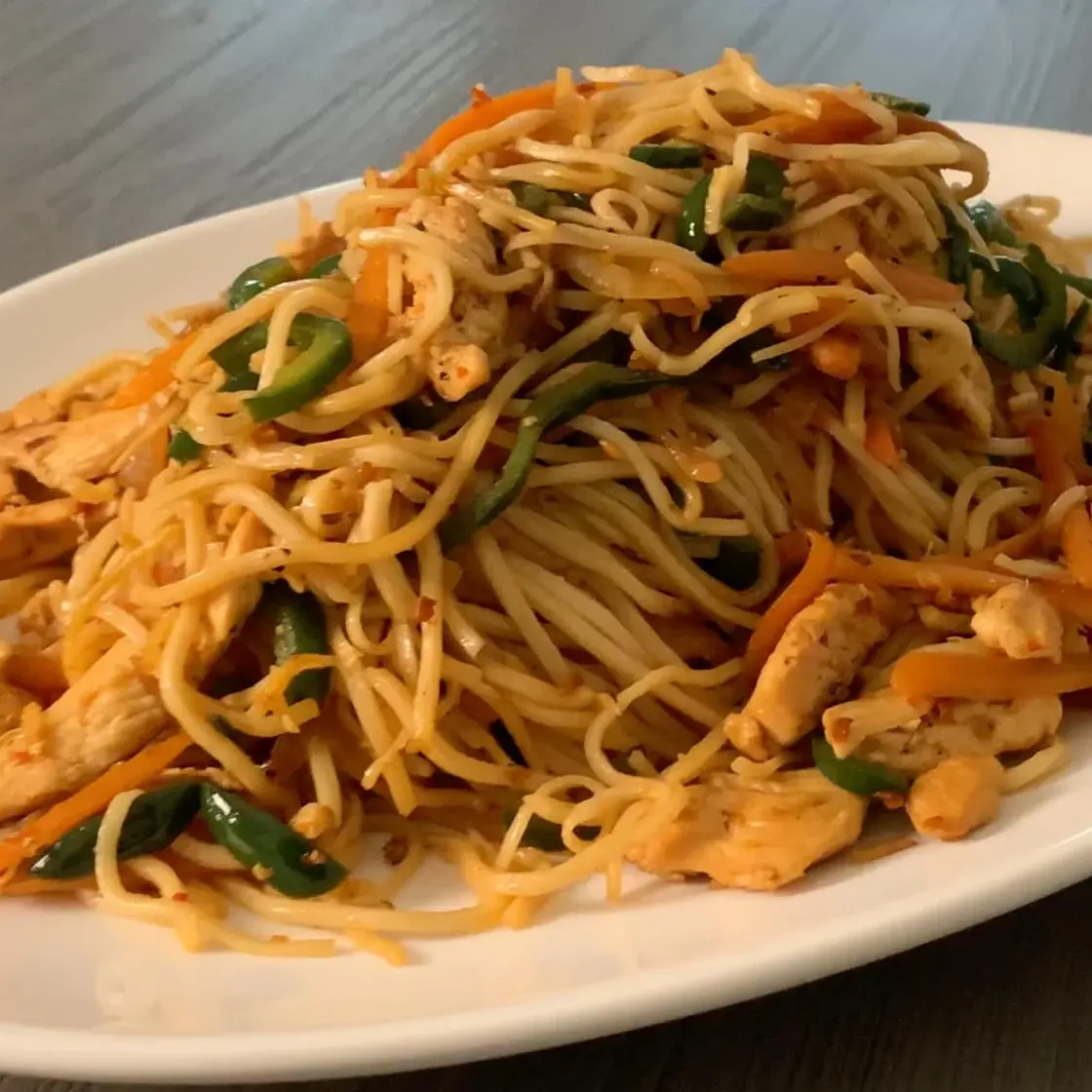 Indo-Chinese Chicken Hakka Noodles Recipe