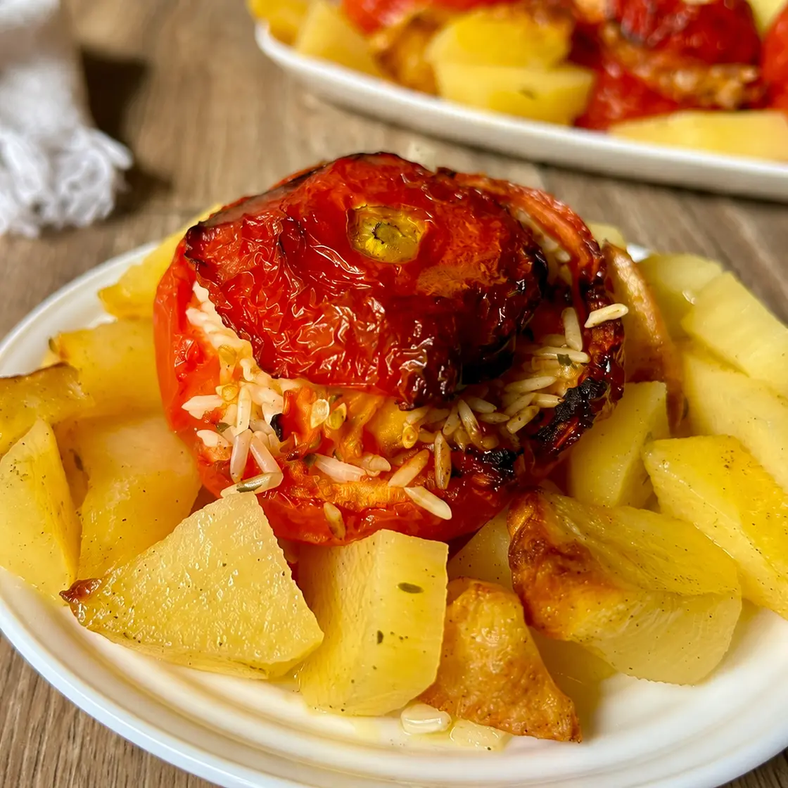 Tomatoes with Rice in the Air Fryer