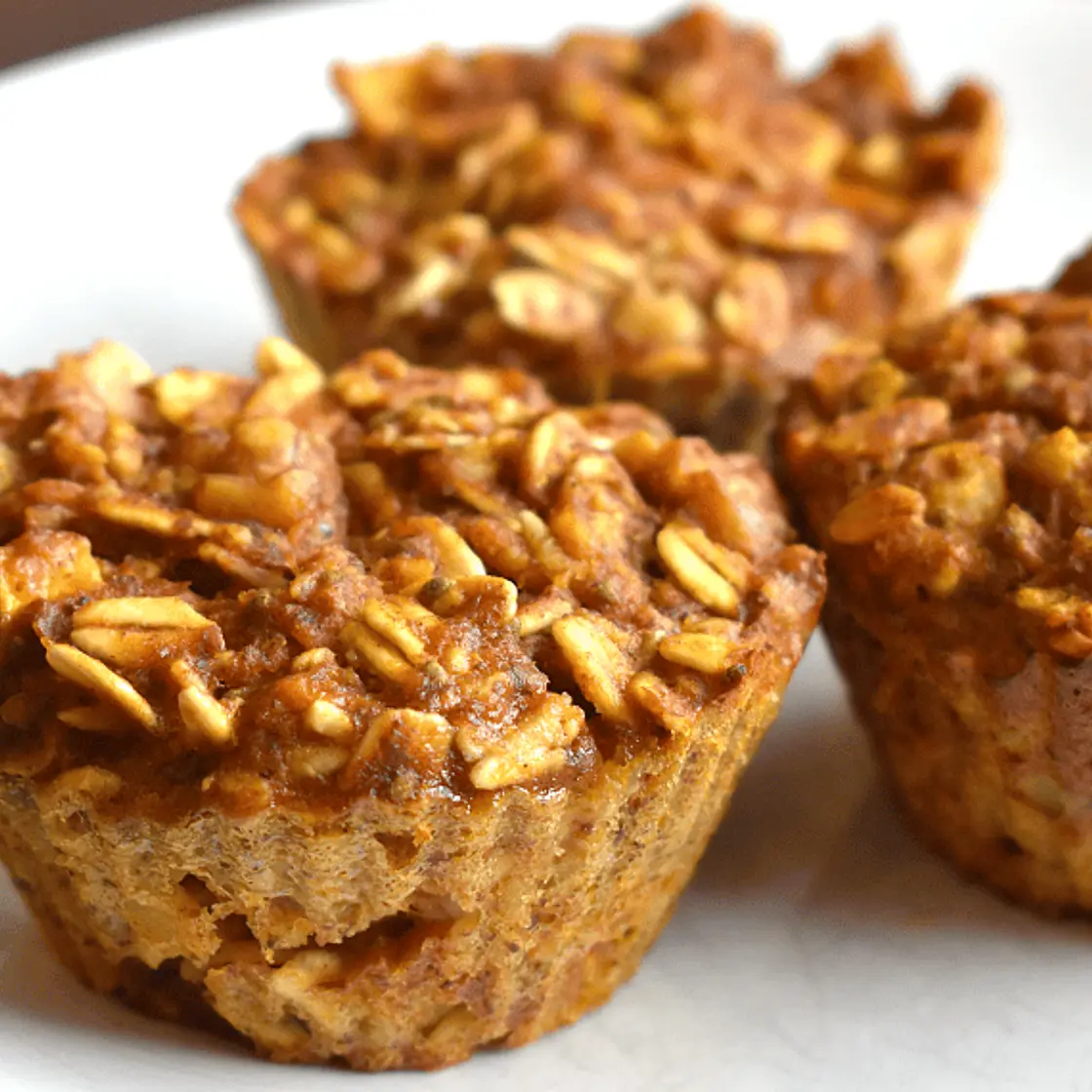Pumpkin Apple Baked Oatmeal Bites