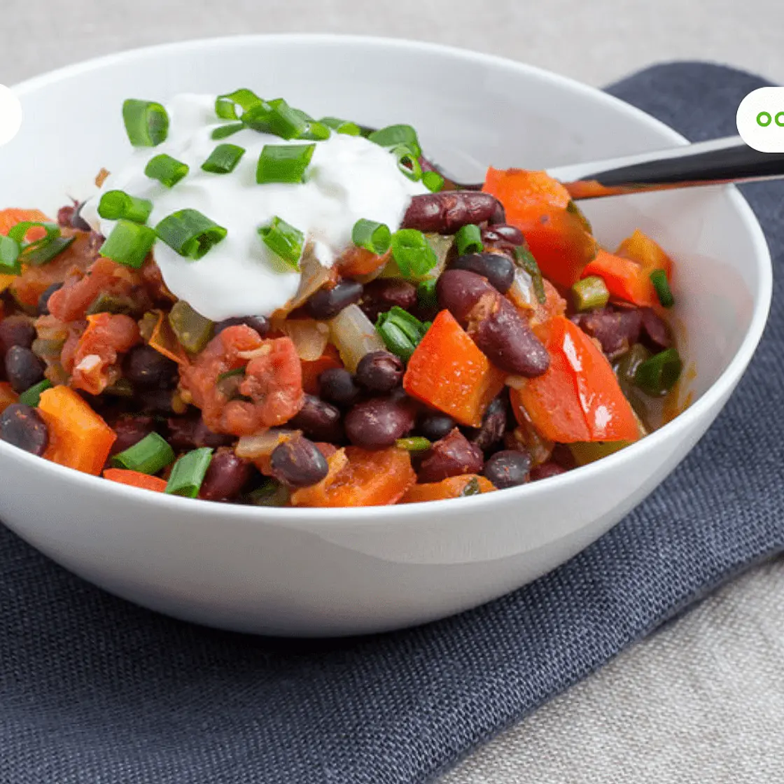 Chunky Vegetable and Bean Chili with Cool Greek Yogurt
