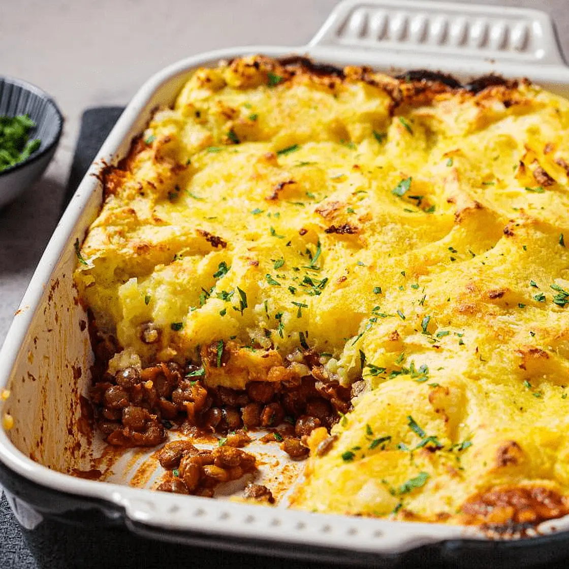 Smoky lentil and beef-style cottage pie