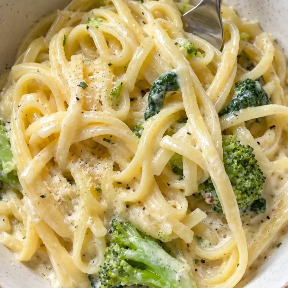 Fettuccine Alfredo