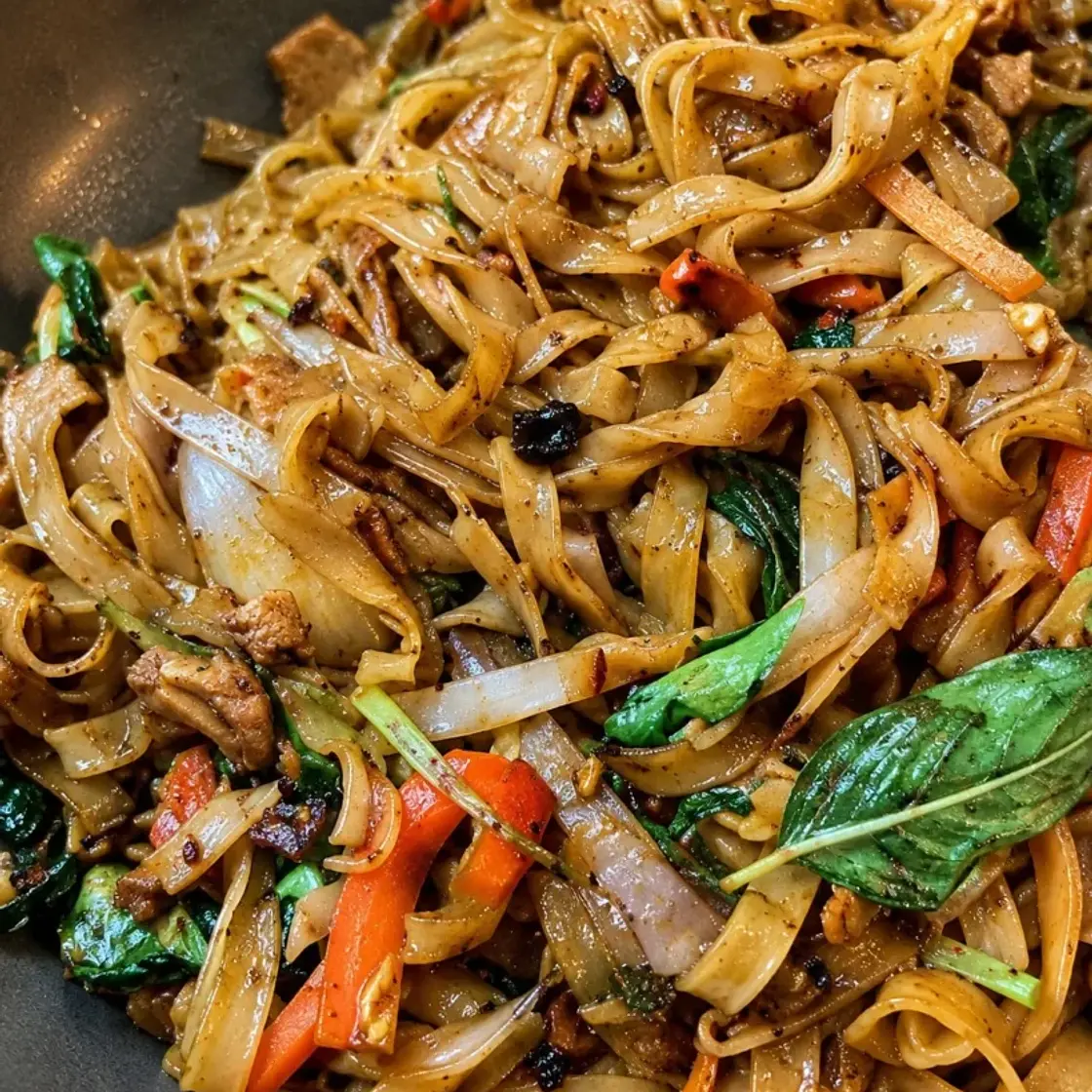 Drunken Noodles Pad Kee Mao