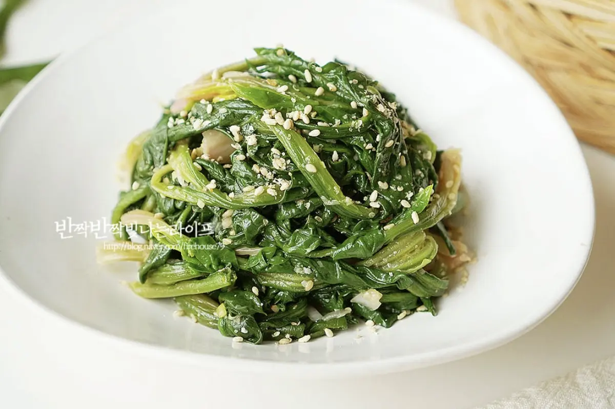 푸짐하고 고소함이 가득 맛있게 완성입니다.