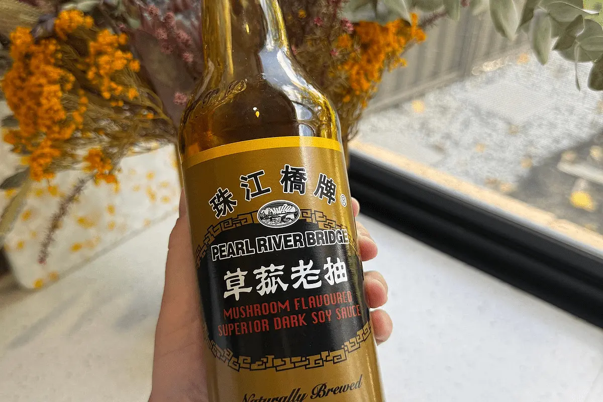 Season the noodles: While the vegetables simmer, break up 3 packets Japanese noodles into a large bowl. Season with 4 teaspoons salt (for noodles), 3 teaspoons MSG (for noodles) and 10 ml mushroom soy sauce (for noodles). Mix thoroughly to coat.