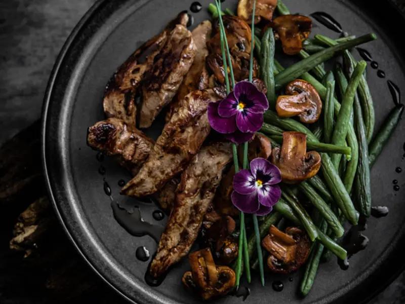 Aiguillettes de canard au miel et vinaigre balsamique