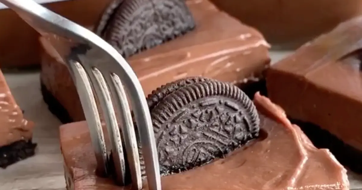 5-Ingredient Oreo & Nutella Cheesecake Bars Recipe | Samsung Food App