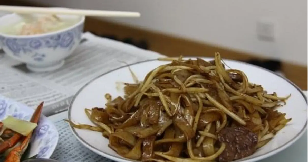 Stir-fried Beef Noodles Recipe | Samsung Food App