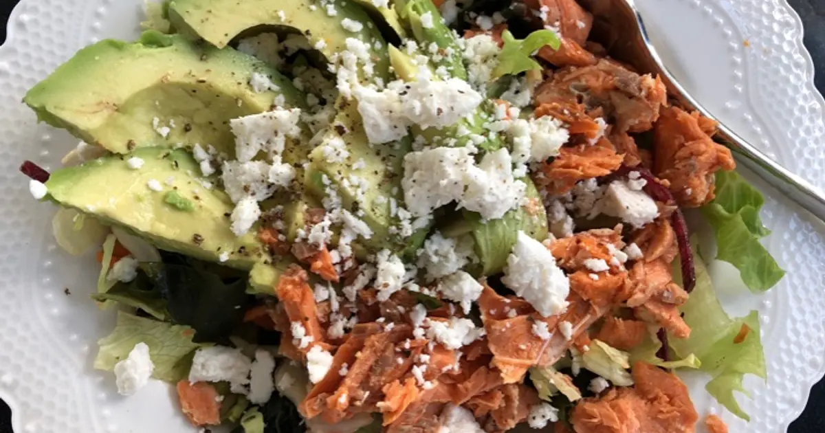 Salmon & Avo Salad Recipe | Samsung Food App