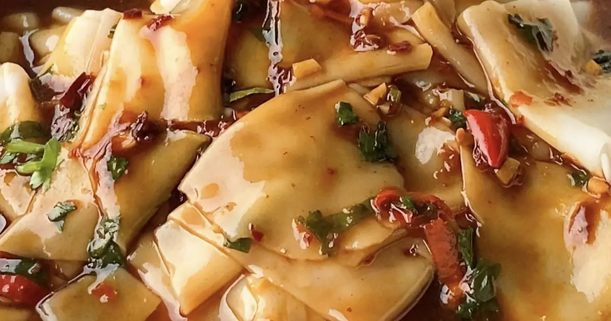 Wonton Wrapper Noodles in Chili Garlic Sauce Recipe | Samsung Food App