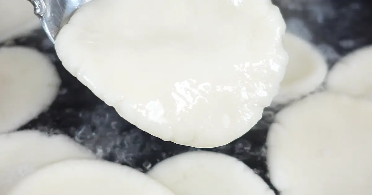 Filipino Palitaw (flat sweet rice cakes) Recipe | Samsung Food App