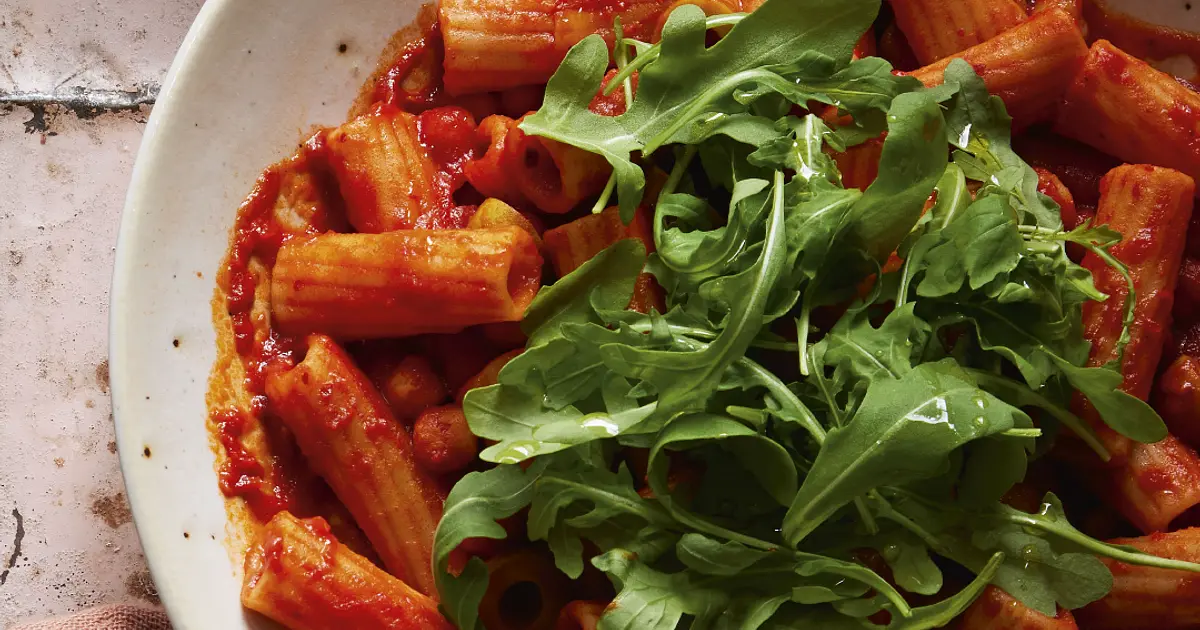 Tomato & Chickpea Pasta Recipe | Samsung Food App