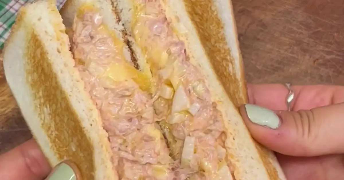 Cheesy Tuna Melt Recipe | Samsung Food App