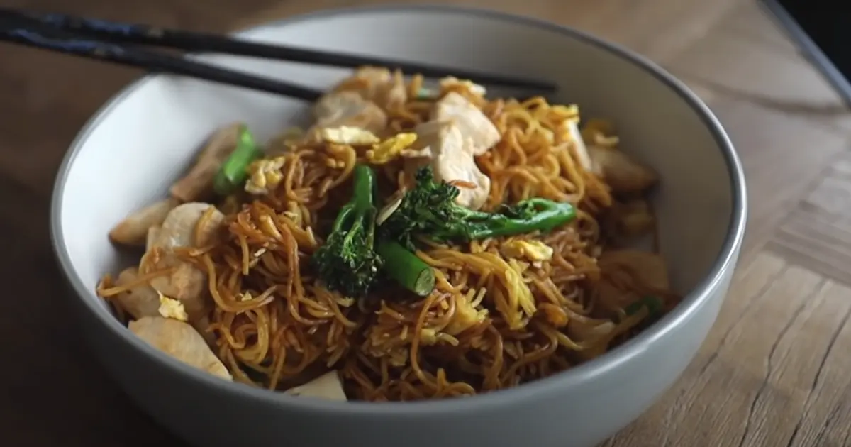 Chicken Broccolini Noodles Recipe | Samsung Food App
