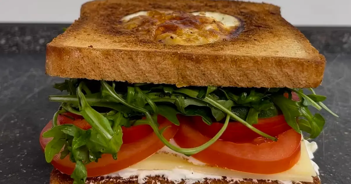 Valentinstags Sandwich Recipe | Samsung Food App