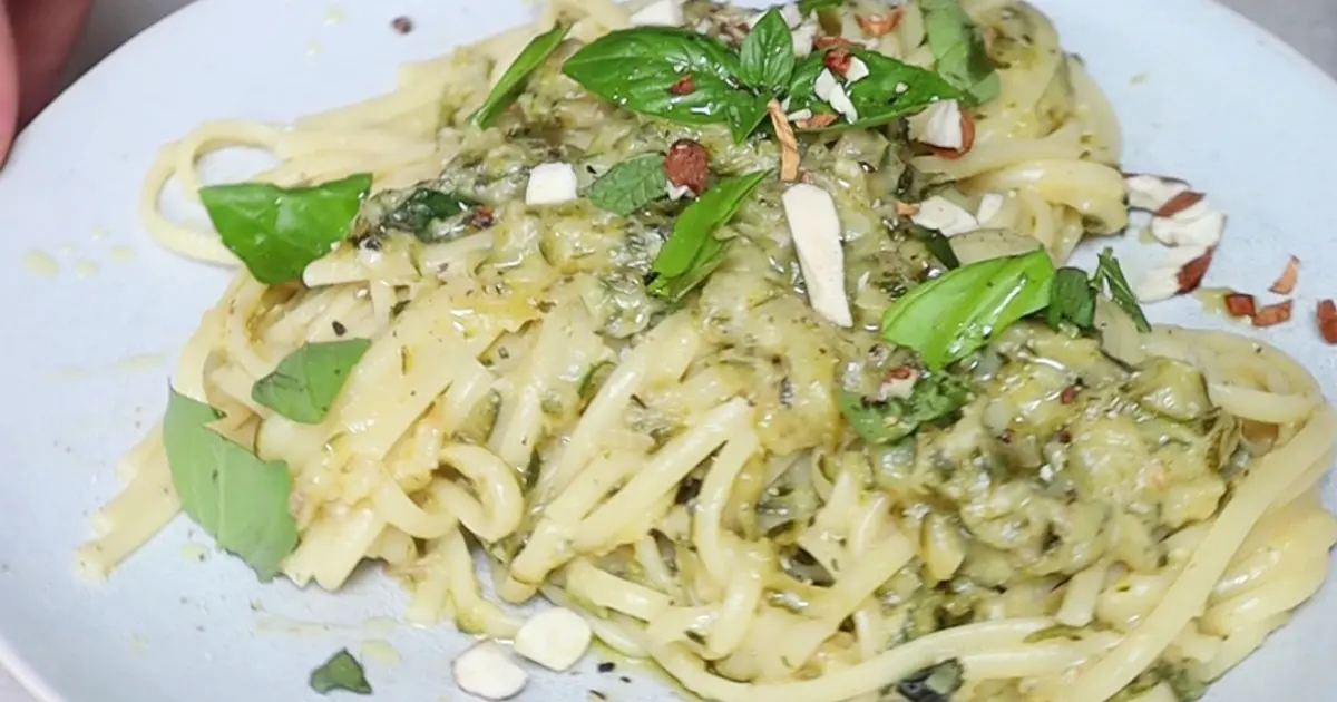 Creamy Zucchini Pasta 🤤🌱 Recipe | Samsung Food App