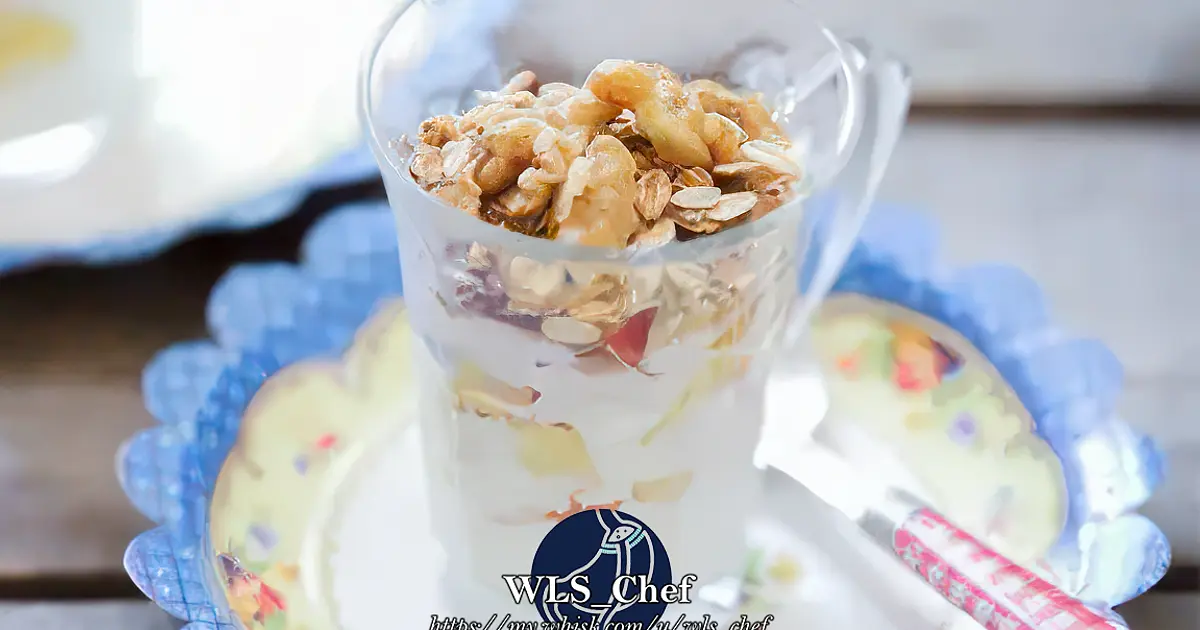 Yoghurt with nectarine and baked oats - WLS Recipe | Samsung Food App