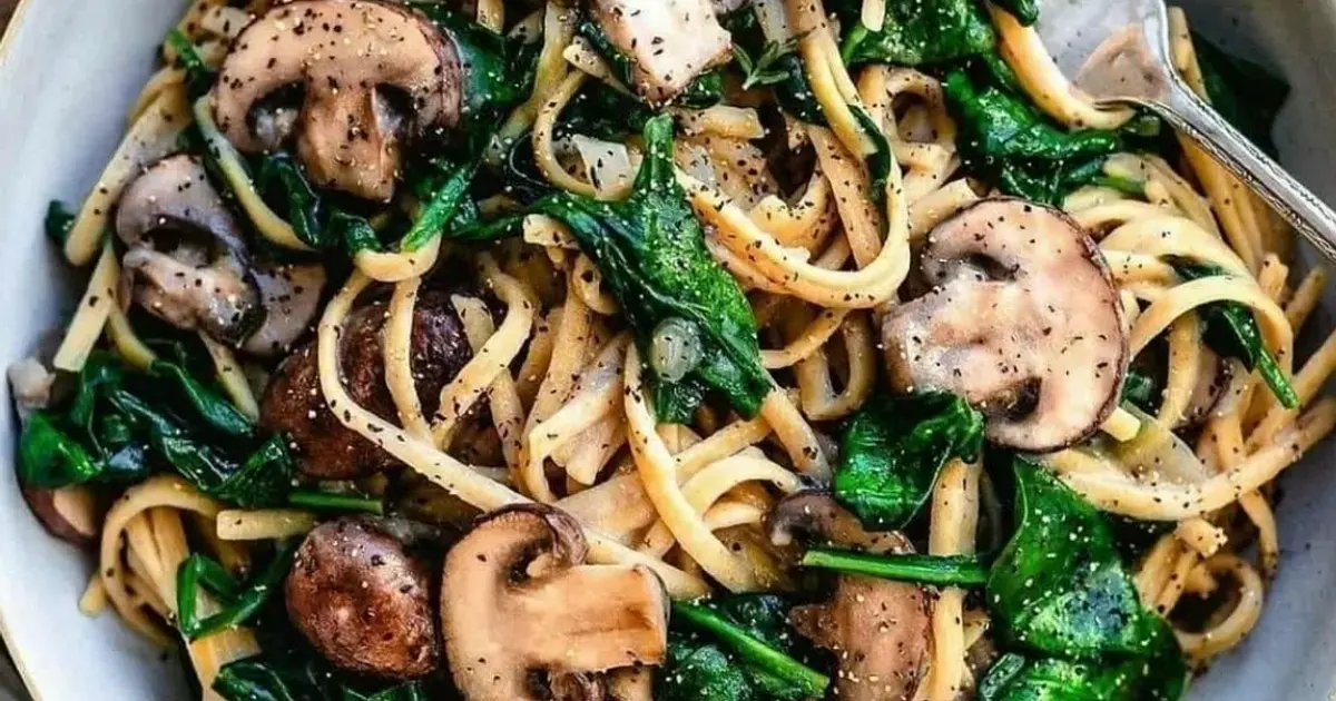 Creamy Mushroom Pasta Recipe | Samsung Food App