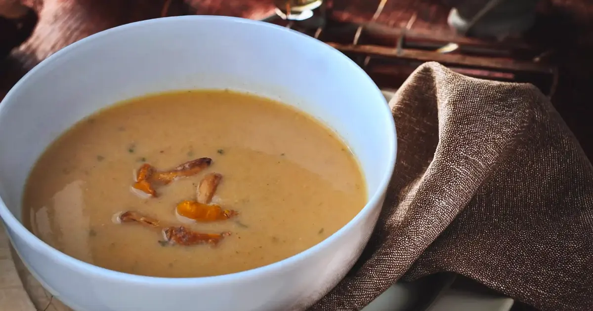 Best Creamy Chanterelle Mushroom Soup (no cream) Recipe | Samsung Food App