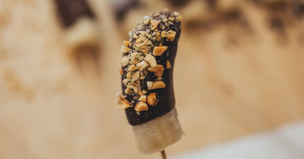 Frozen Chocolate Banana Pops Recipe | Samsung Food App