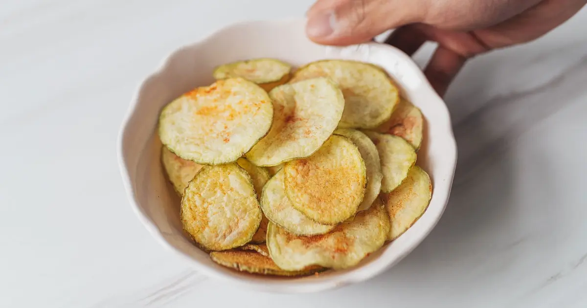 Low-Fat Microwave Potato Chips Recipe | Samsung Food App