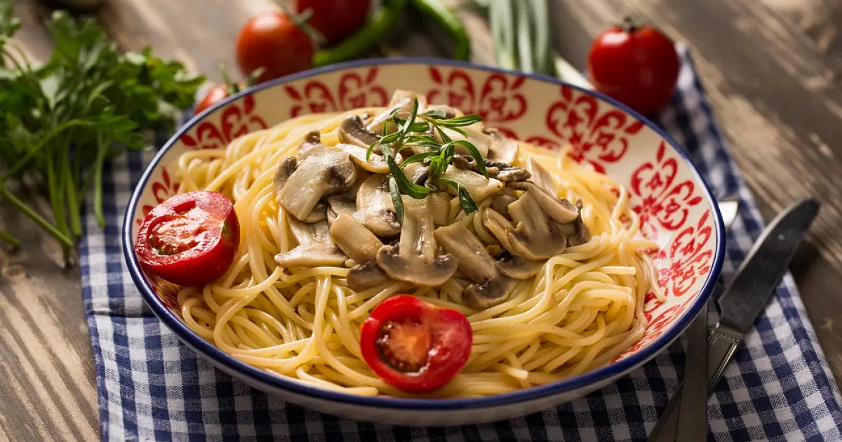 Spaghettis aux champignons Recipe | Samsung Food App