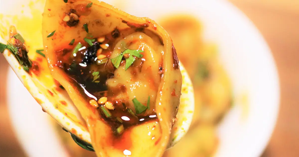 Wontons in Chili Oil Recipe | Samsung Food App