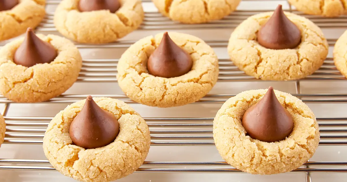 Classic Peanut Butter Blossom Cookies Recipe | Samsung Food App