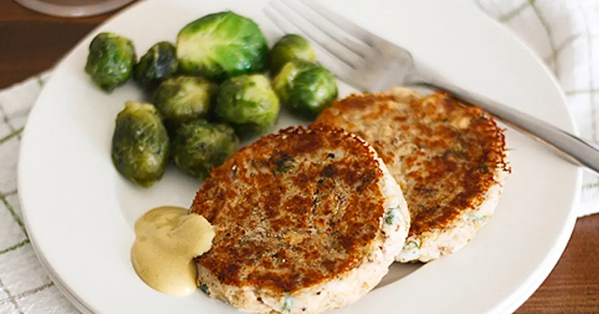 Easy Salmon Potato Cakes Recipe | Samsung Food App