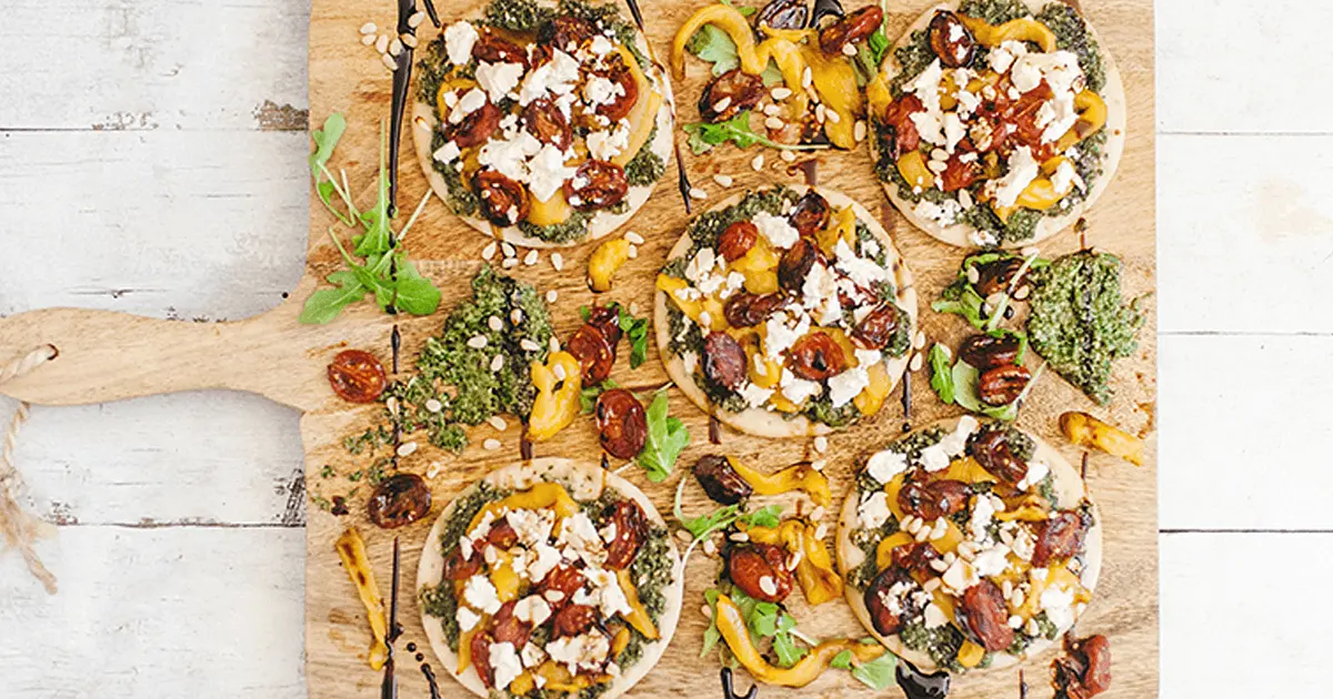 Roasted vegetable pesto pizzetta Recipe | Samsung Food App