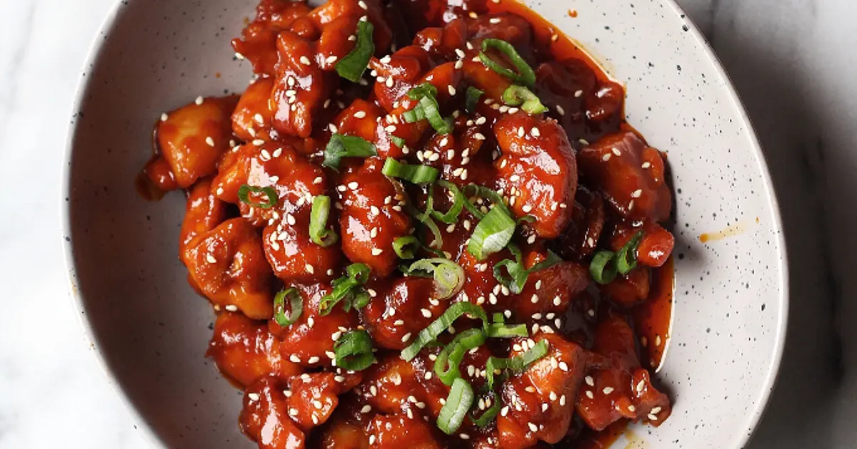 Spicy Gochujang Stir-Fried Chicken Recipe | Samsung Food App